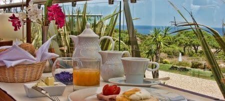 Yoga am Meer - Der Ausblick aus der Traumvilla