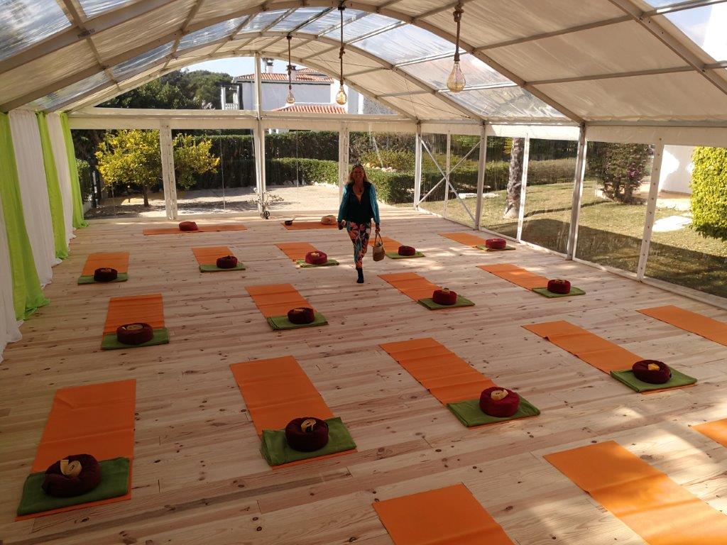 Pavillion Yoga Biken Algarve Outdoor Yoga nach dem Biken